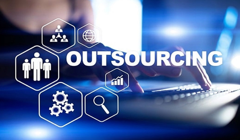 How Employers Can Benefit From an Outsourcing Service in Qatar